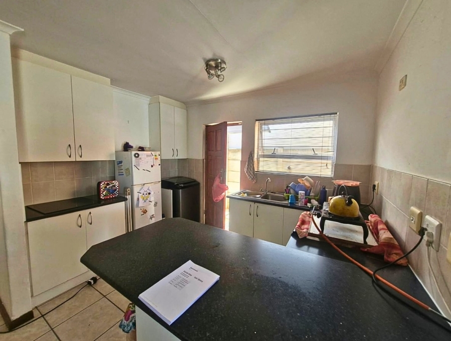 To Let 3 Bedroom Property for Rent in Jagtershof Western Cape